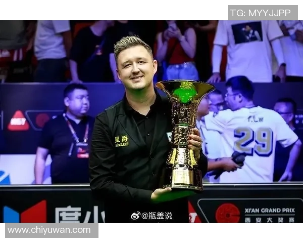 世界超级球星足球赛全球电视直播盛况引发球迷热潮